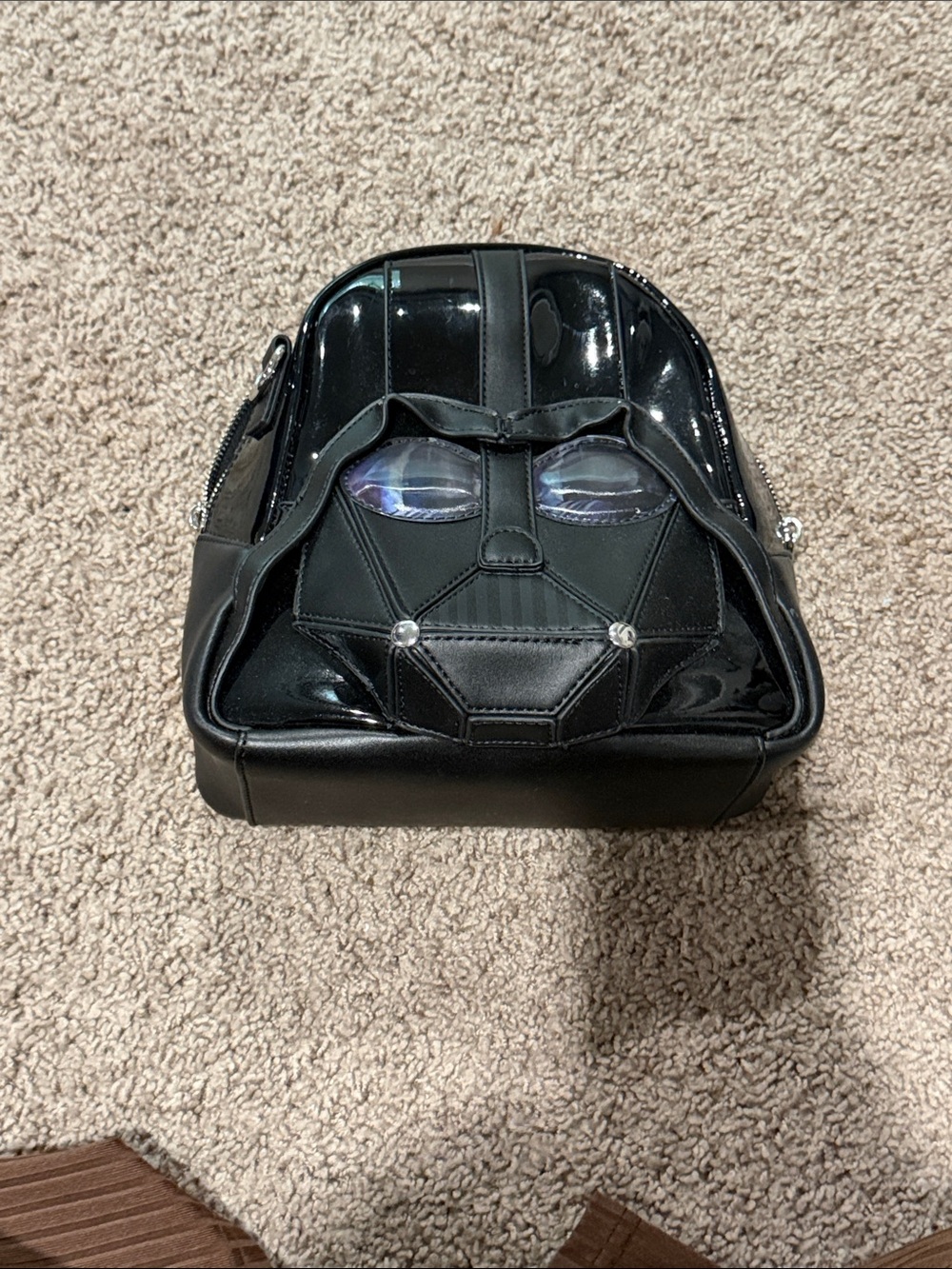 Black Darth Vader Helmet Lounge Fly crossbody bag